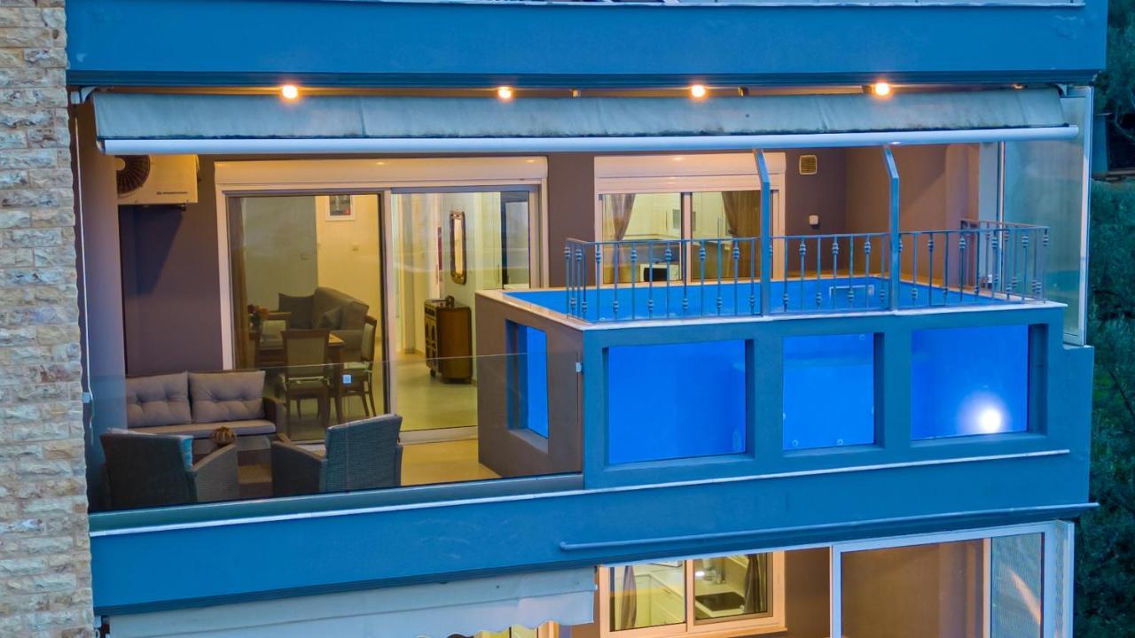 Grand Suites With Private Pools Kalamata Dış mekan fotoğraf