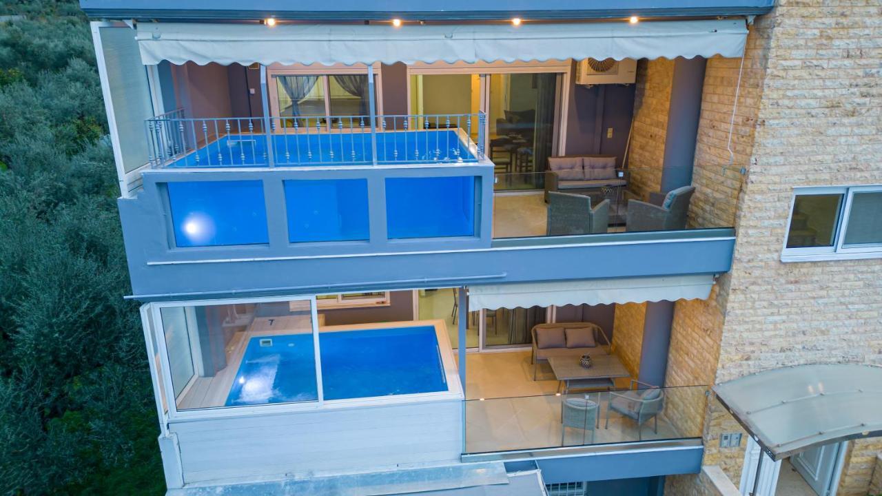 Grand Suites With Private Pools Kalamata Dış mekan fotoğraf