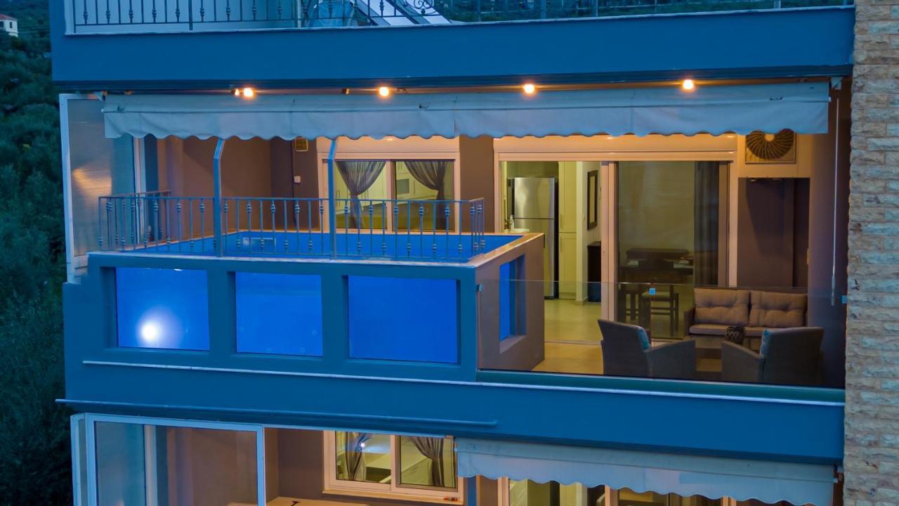 Grand Suites With Private Pools Kalamata Dış mekan fotoğraf