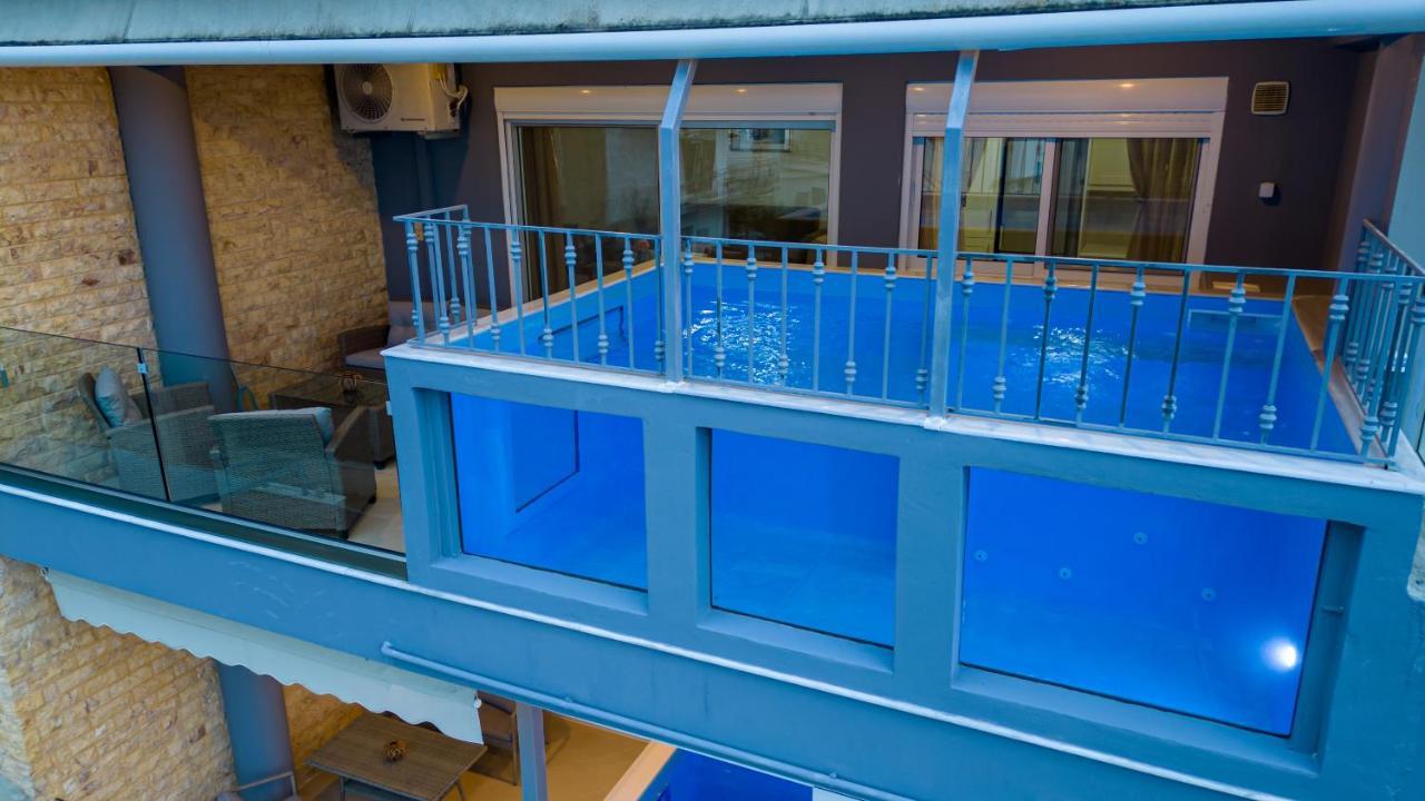 Grand Suites With Private Pools Kalamata Dış mekan fotoğraf