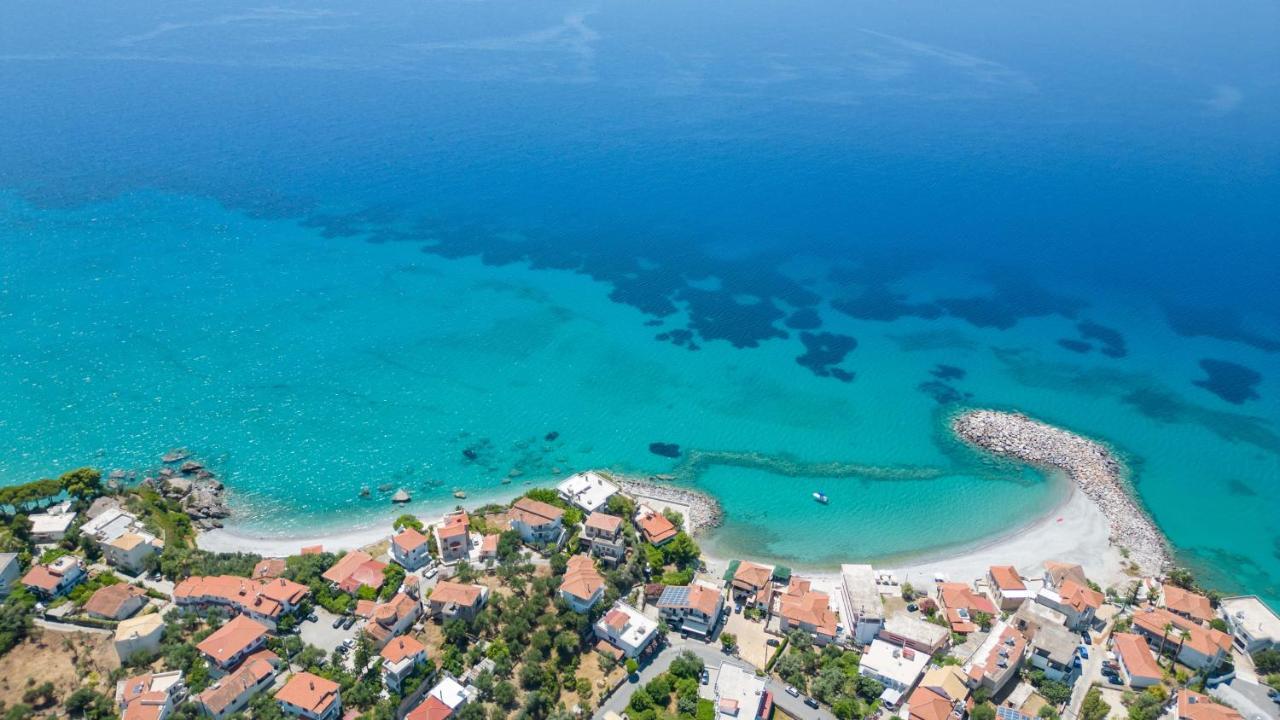 Grand Suites With Private Pools Kalamata Dış mekan fotoğraf