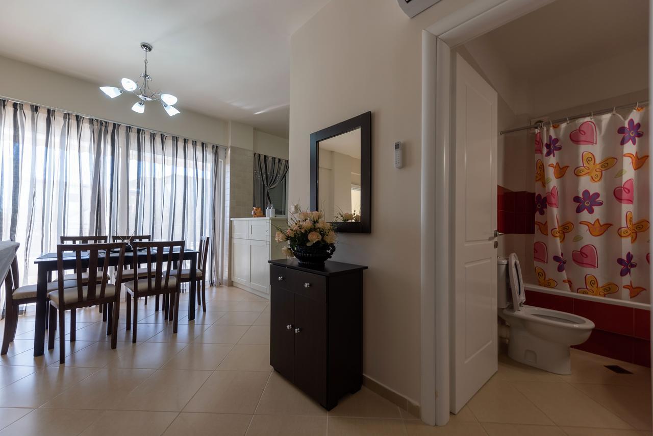 Grand Suites With Private Pools Kalamata Dış mekan fotoğraf